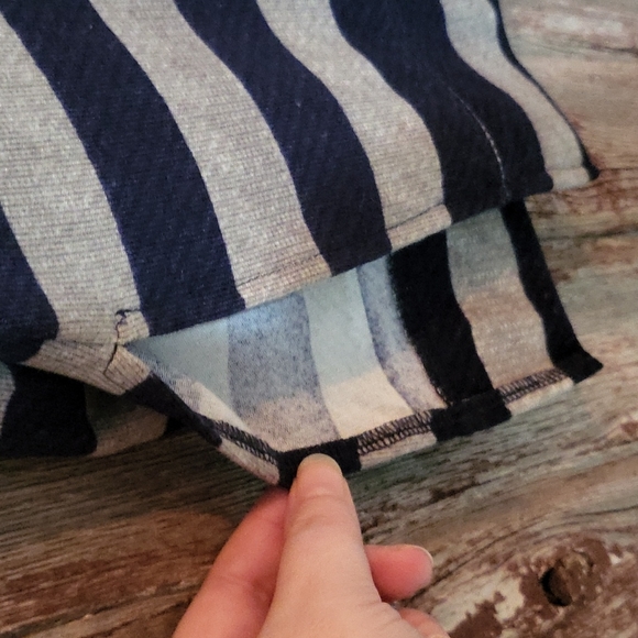 Bundled 2 brand new Lularoe Eliza shirts - Picture 12 of 13